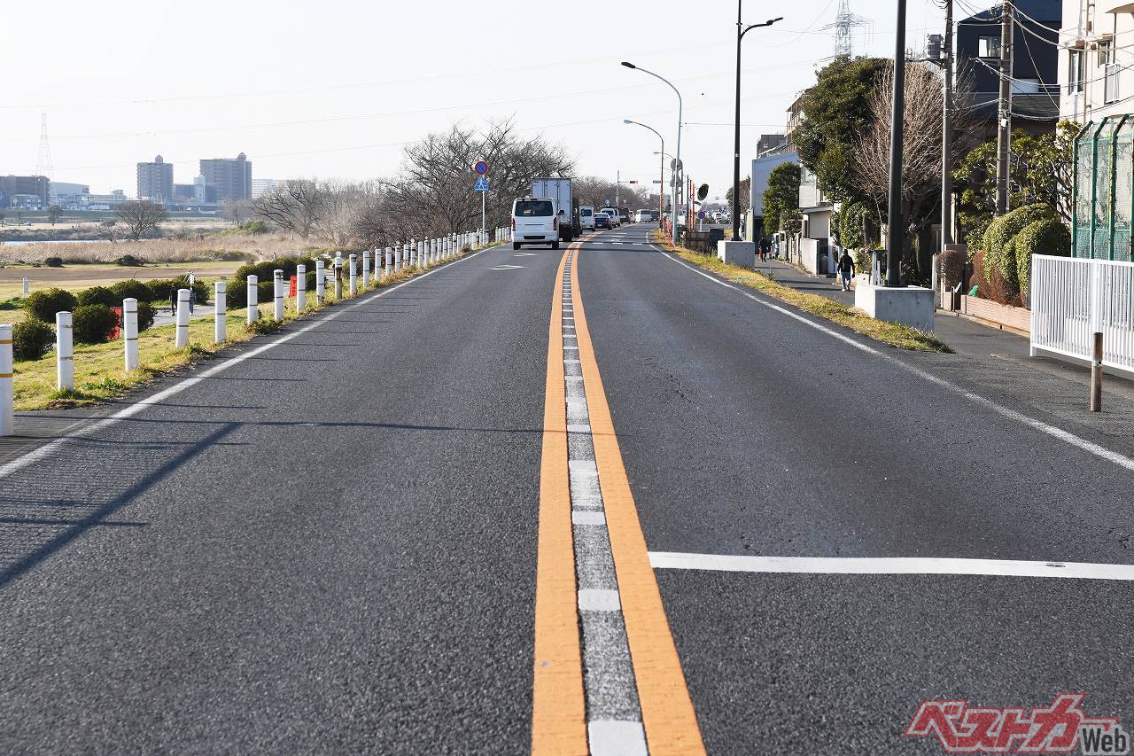 【2026年最新】道路に面したリビング目隠しの正解！暗くならない外構実例