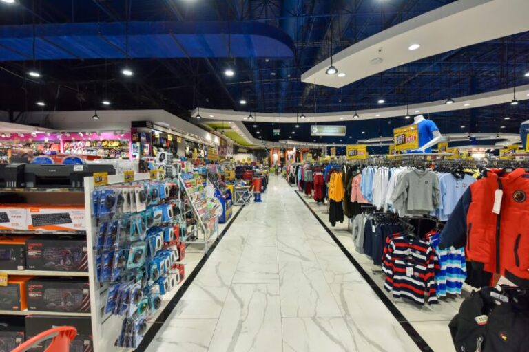 Is There Walmart in Qatar
