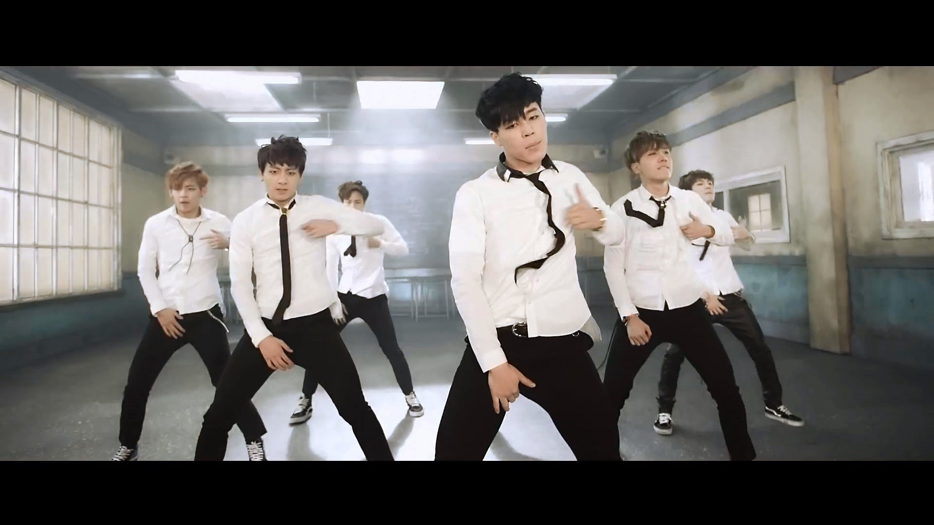 Boy in Luv Jin Jimin V