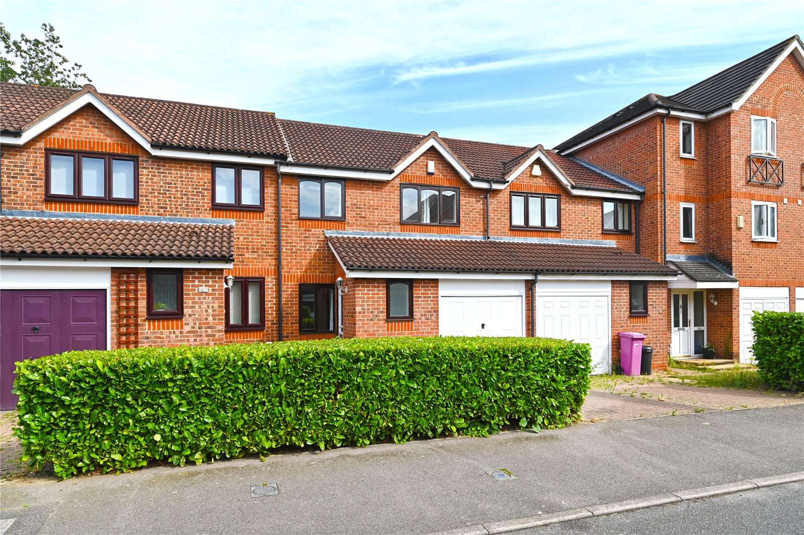 3 Bedroom Houses for Sale in London Under 300 000