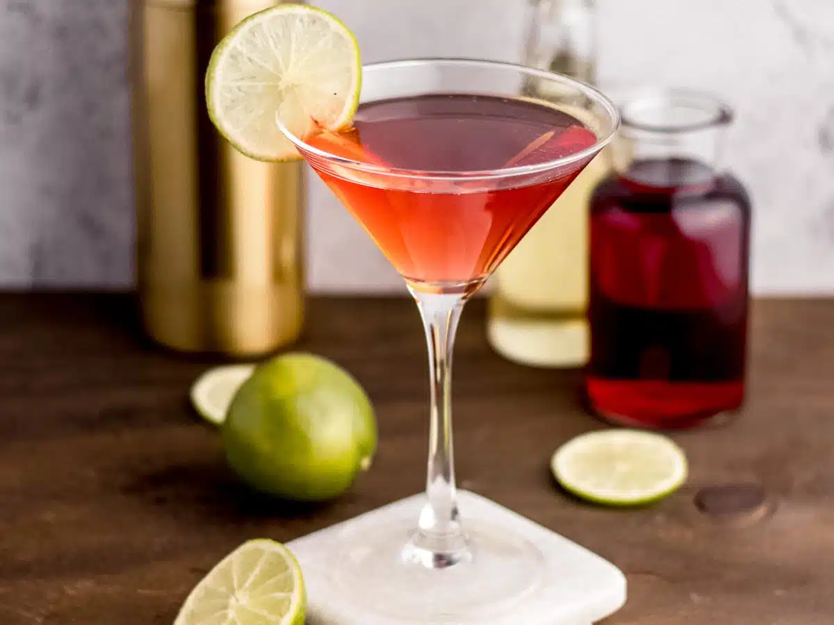 What Is in a Cosmo Drink