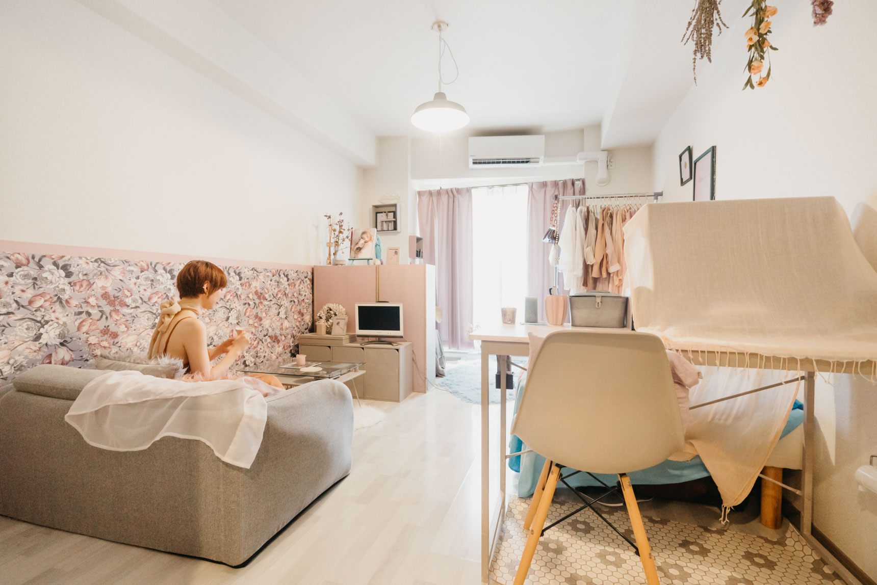 グレー×ピンクで大人可愛い部屋に！失敗しない黄金比率と2026実例