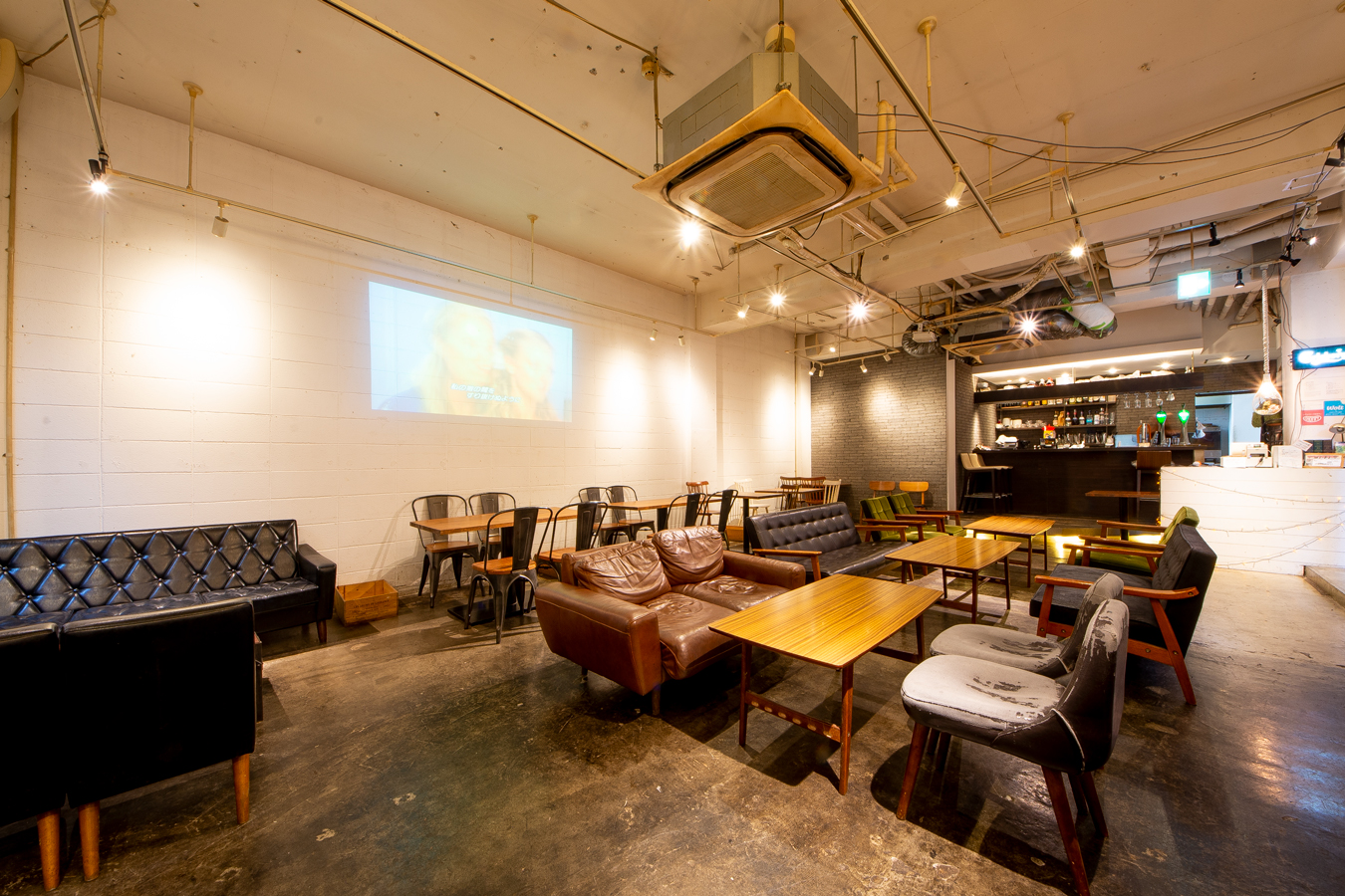 弘前Cafe&Bar Natural Stanceの魅力解剖！絶品ランチと夜カフェ
