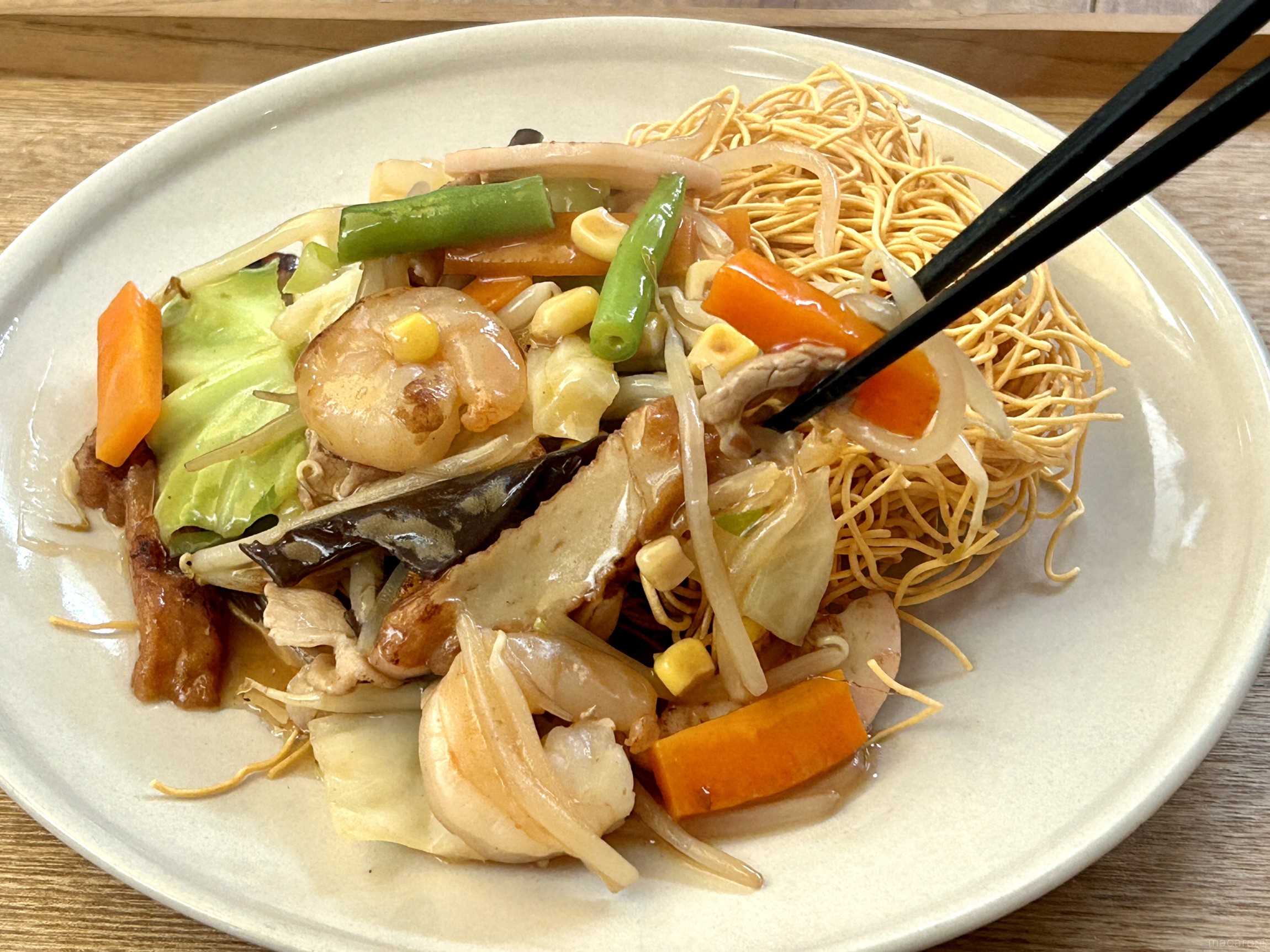 プロ直伝の皿うどんの作り方！フライパン1つで極上あんかけを作る黄金比