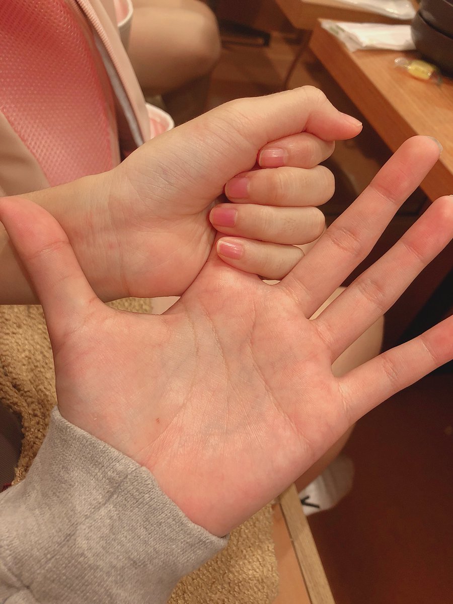 手が小さい女性に惹かれる男性心理の真相｜平均サイズと魅力を徹底検証