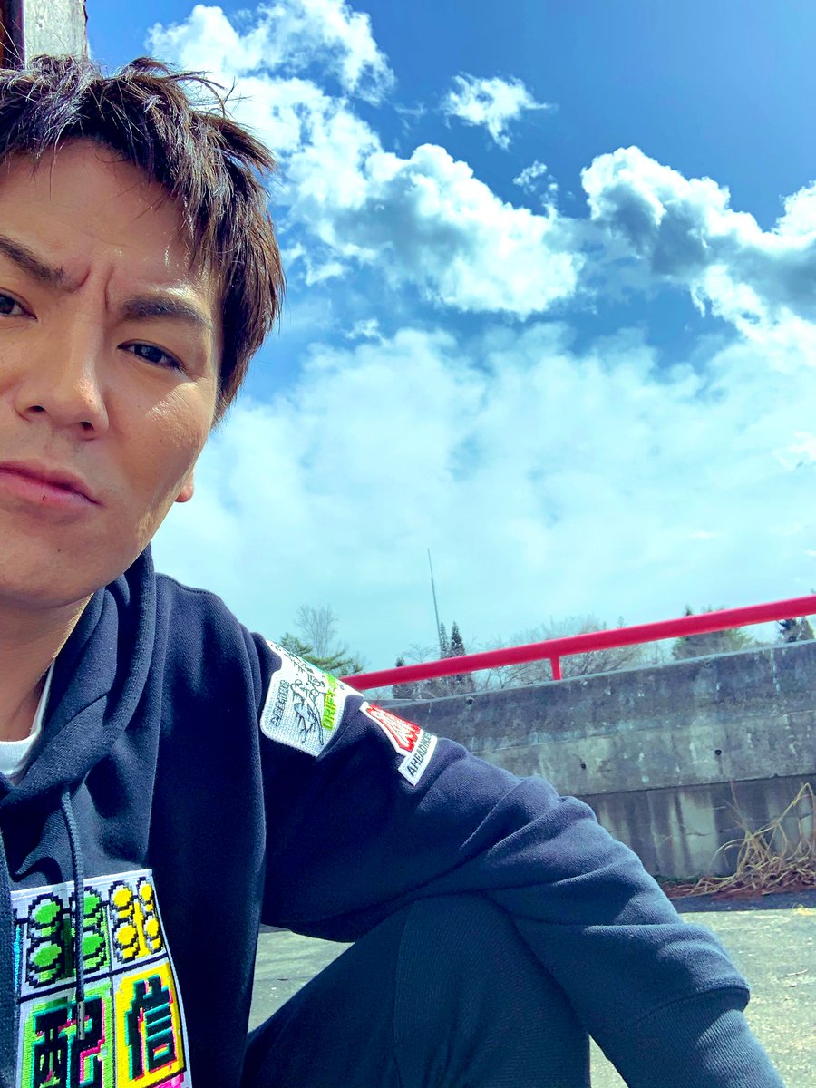 狩野英孝のXはなぜ爆笑を呼ぶ？伝説の神ポストと人気の真相