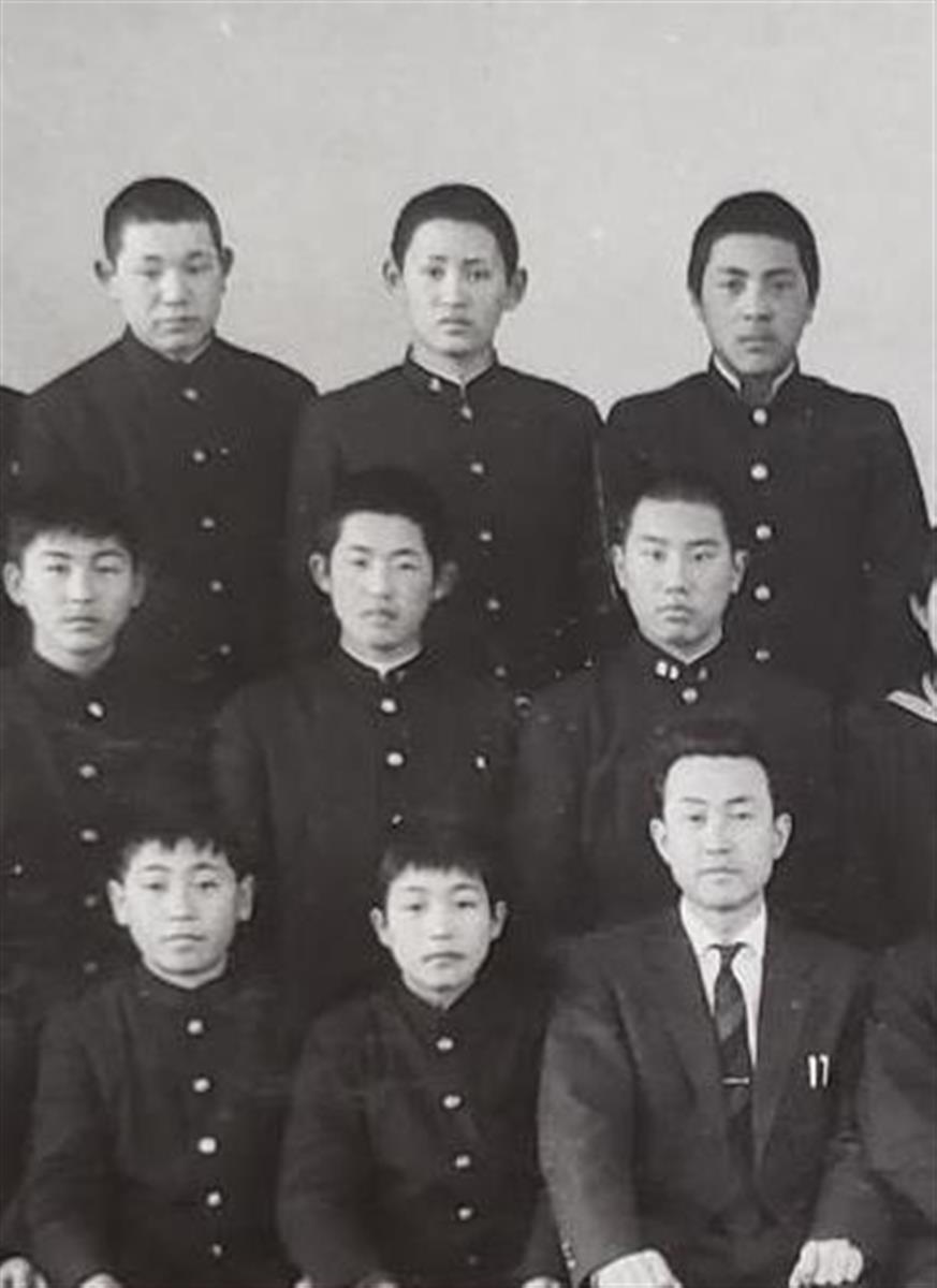 菅義偉の若い頃がイケメンすぎると話題！生い立ちと苦労人伝説の真実