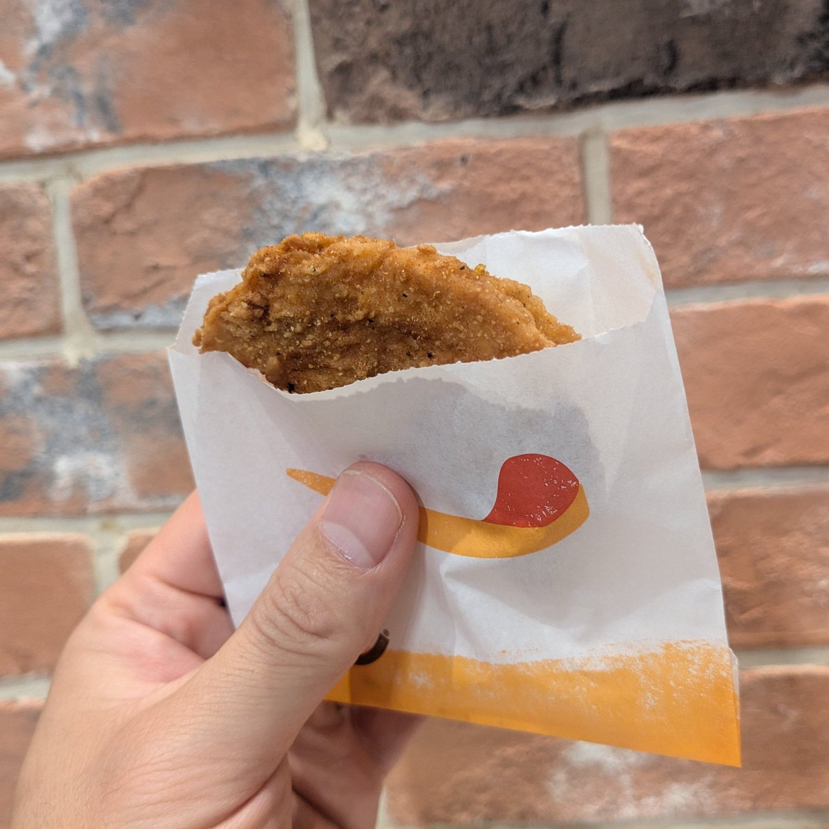 バーガーキングスナックチキンの大きさは？実寸重量と他社比較を徹底検証