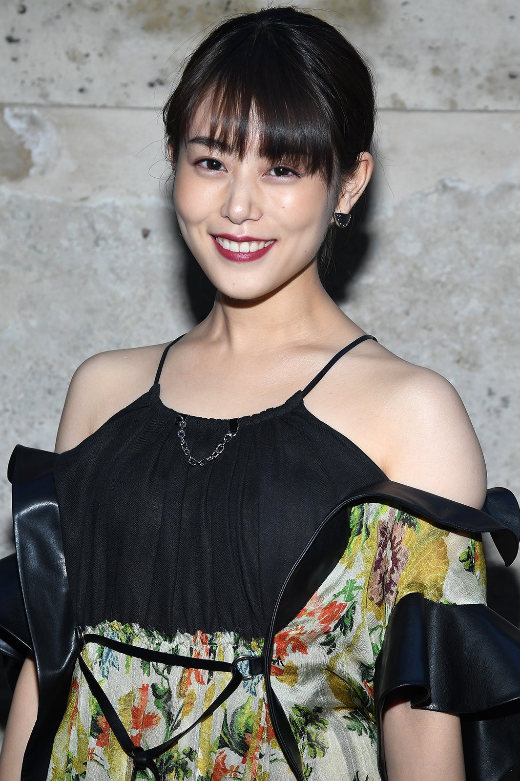高畑充希の「身長158Cm」が放つ圧倒的存在感——岡田将生との23Cm差スタイルと美しきシルエットの秘密【2026年最新】