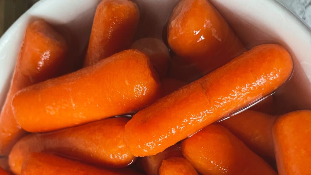 Slimy Carrots Safe to Eat