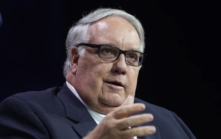 Howard Buffett Biography: Age, Education, Early Career, Wife, Kids, and Philanthropy