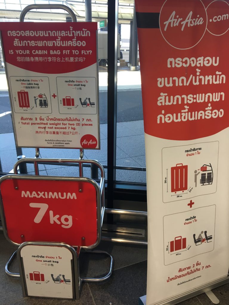 【2026最新】タイエアアジア手荷物ルール！7Kg制限と超過料金の真相