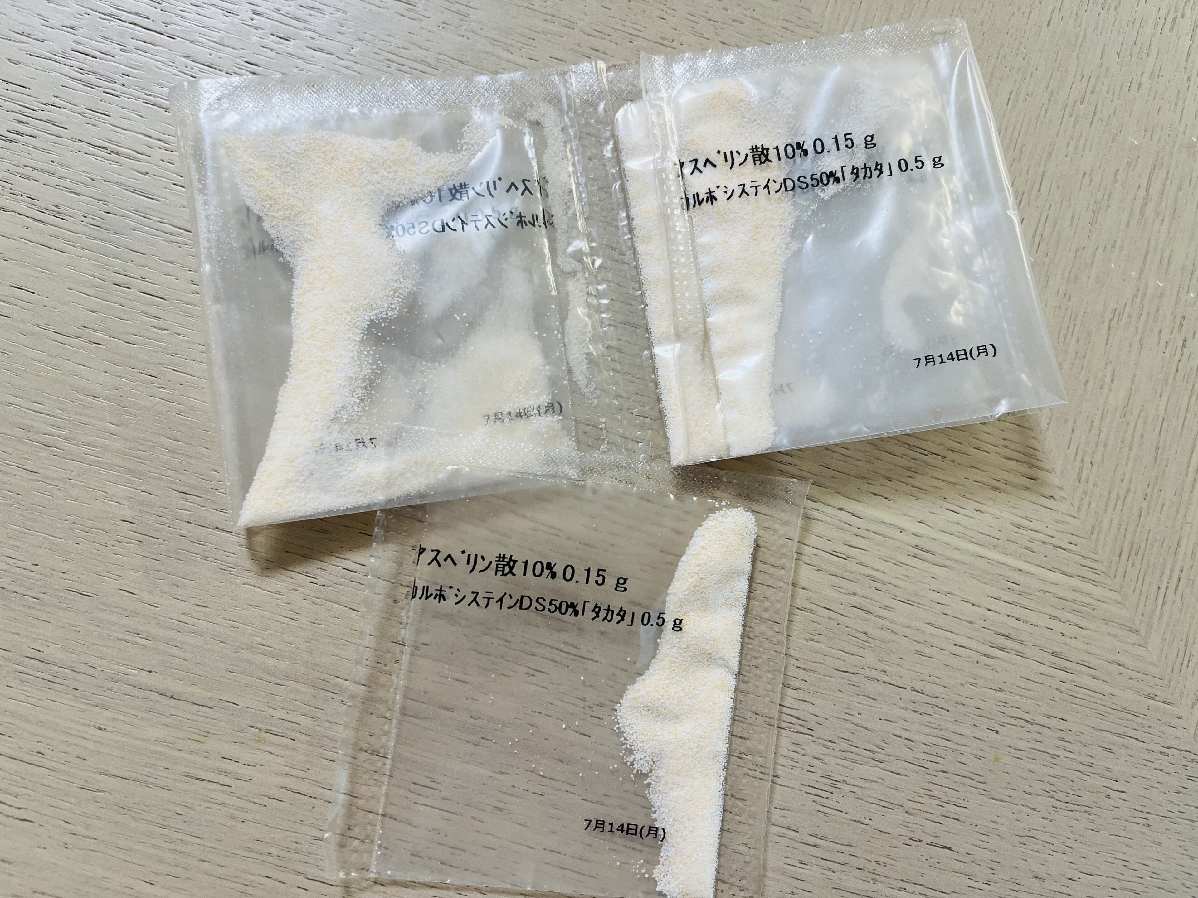 粉薬が苦手な人必見！苦みとむせを防ぐ正しい飲み方とNg対策