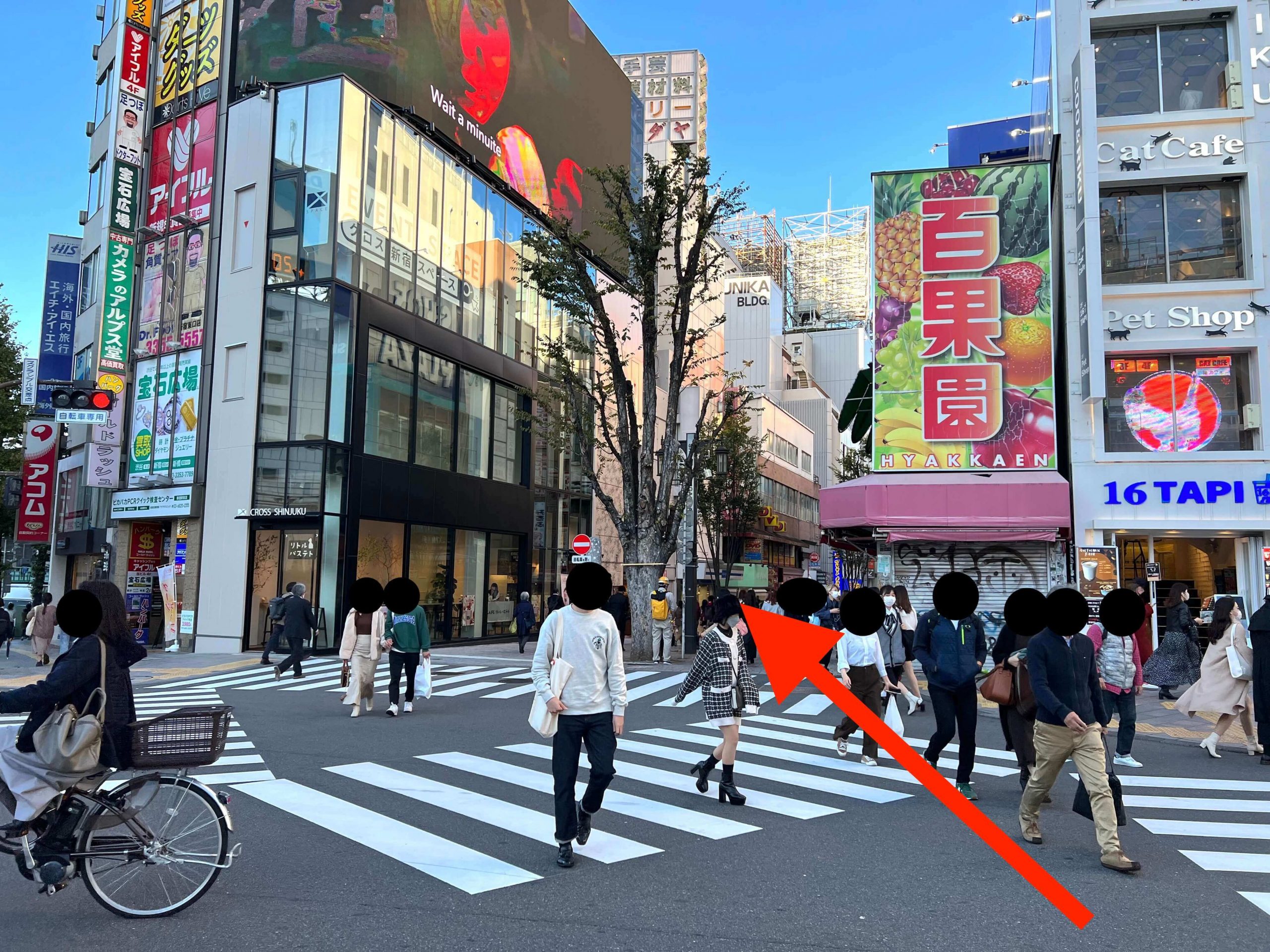 スタジオインディ新宿店はなぜ人気？就活写真の評判と料金の真相を徹底解説