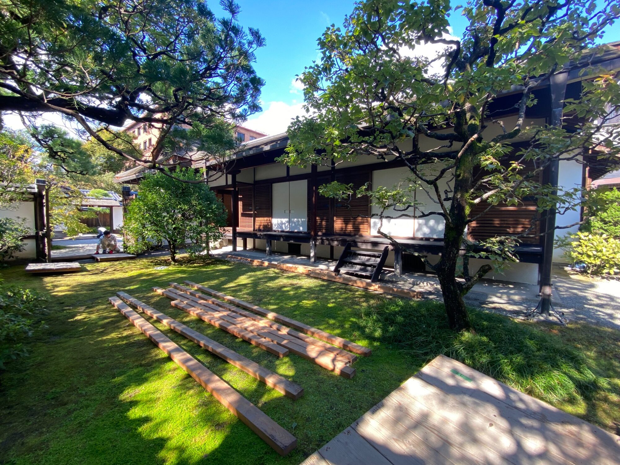 なぜ京都御所に唯一残存？公家屋敷「冷泉家住宅」の真実