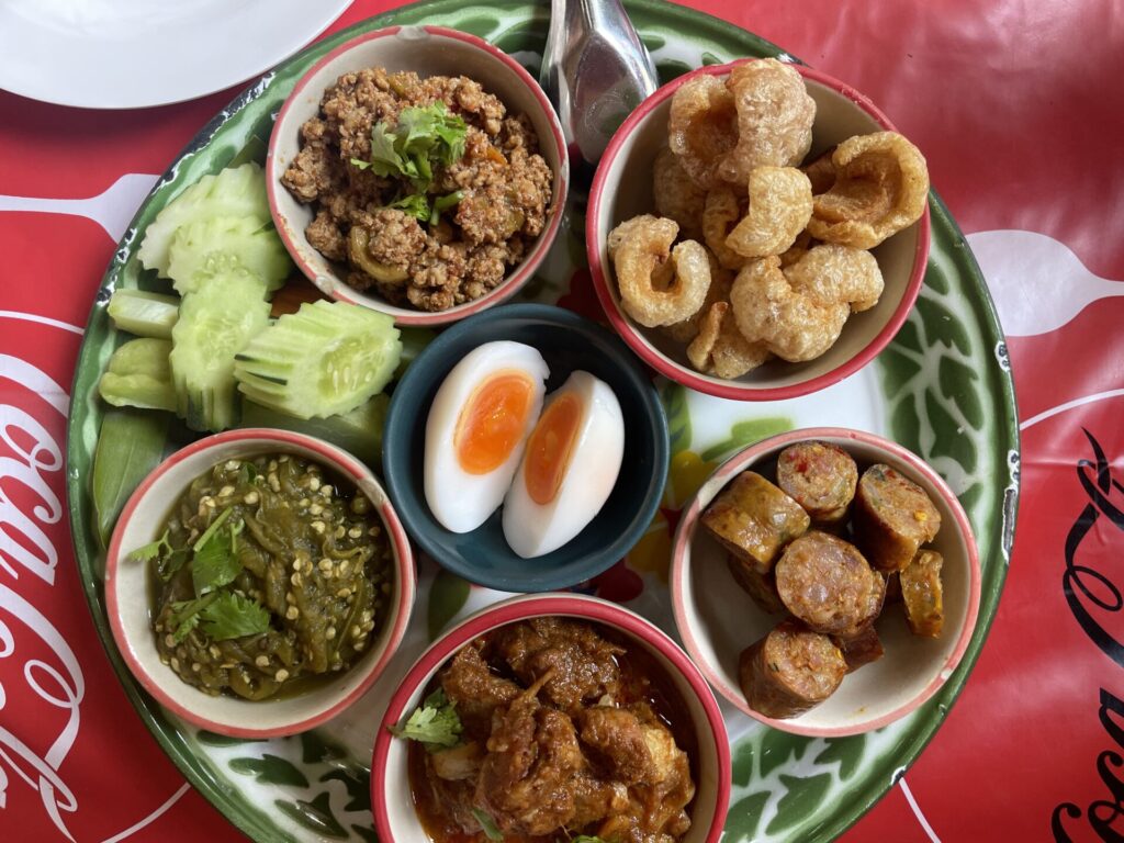 チェンマイのタイ料理完全版！現地熱愛カオソーイ＆必食グルメ徹底取材