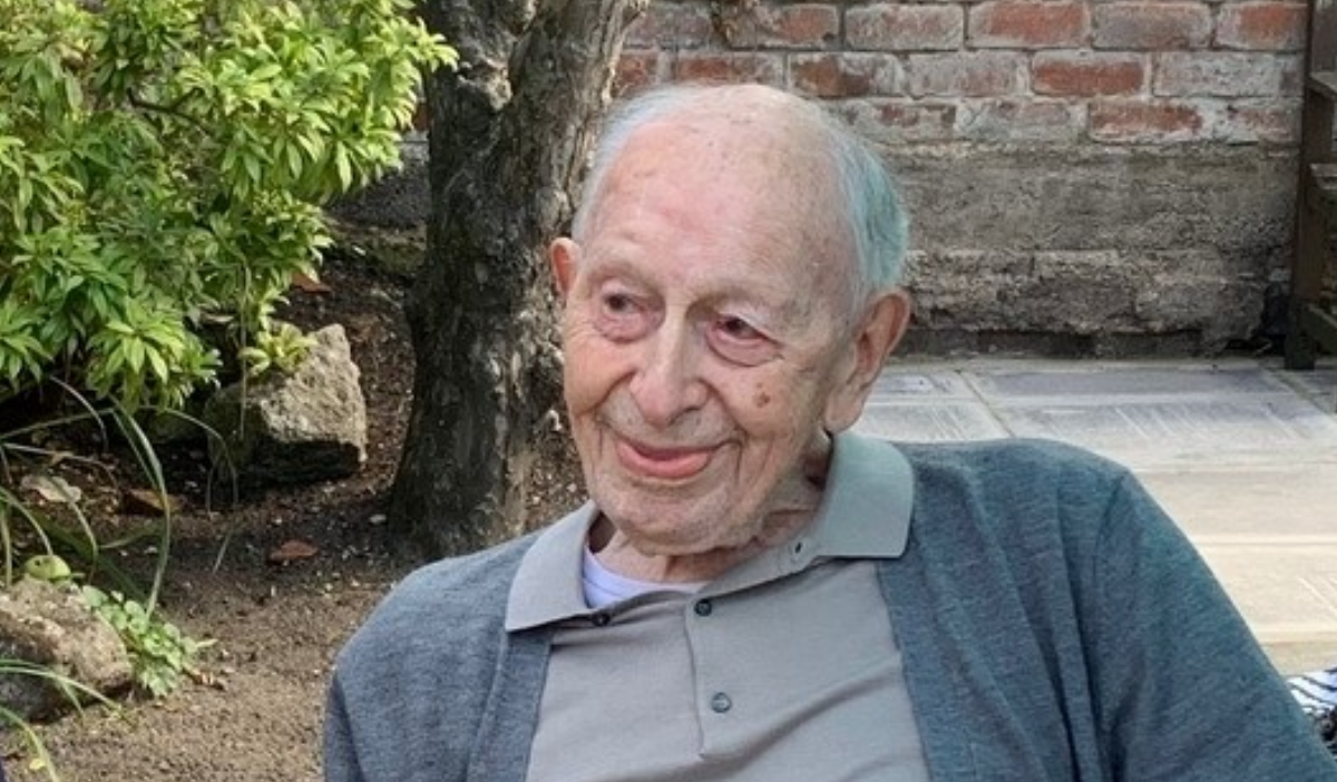 Oldest Living Man in the Uk