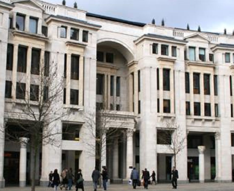 Juxon House 100 St Paul's Churchyard London Ec4M 8Bu