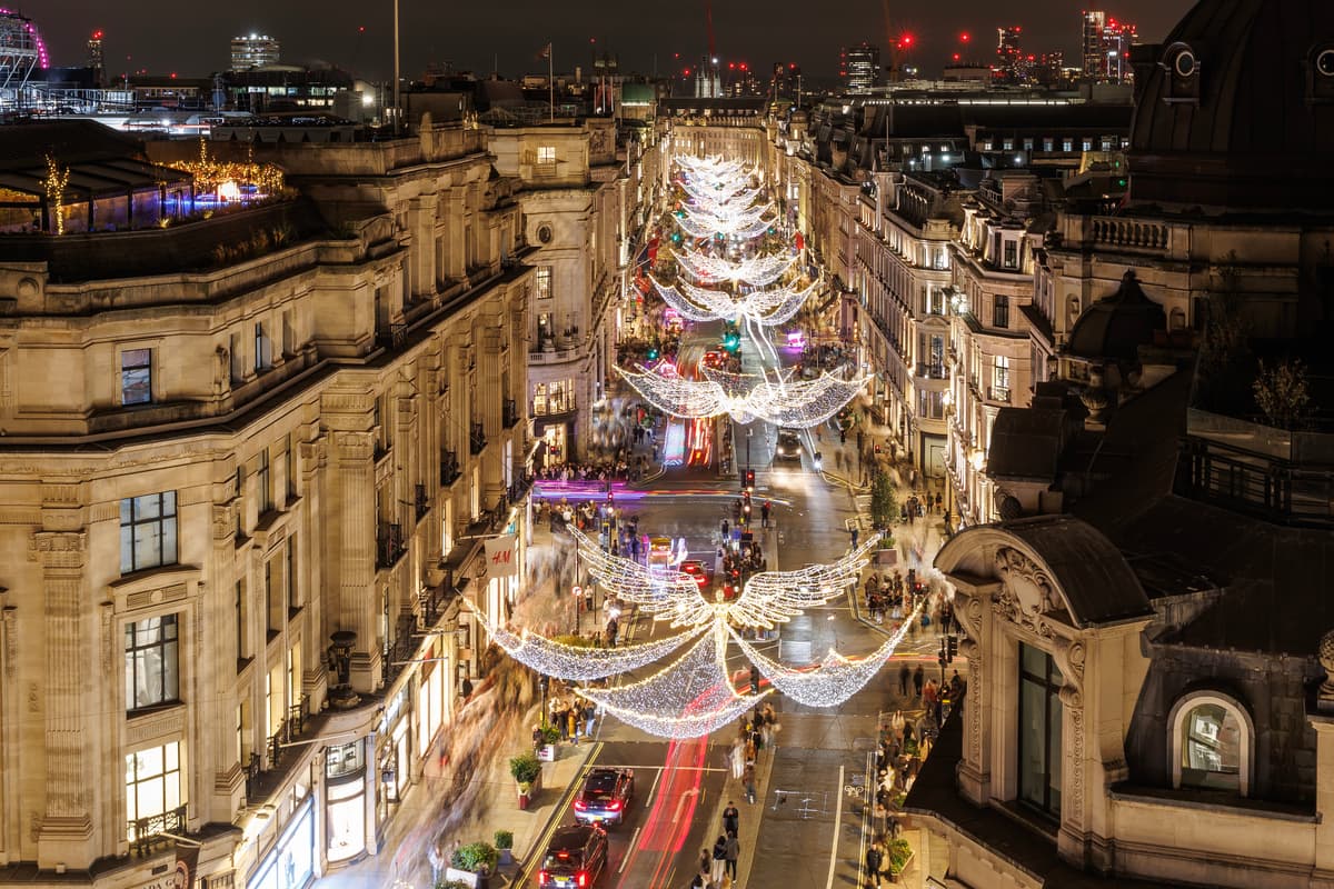 When Do London Christmas Lights Go Off