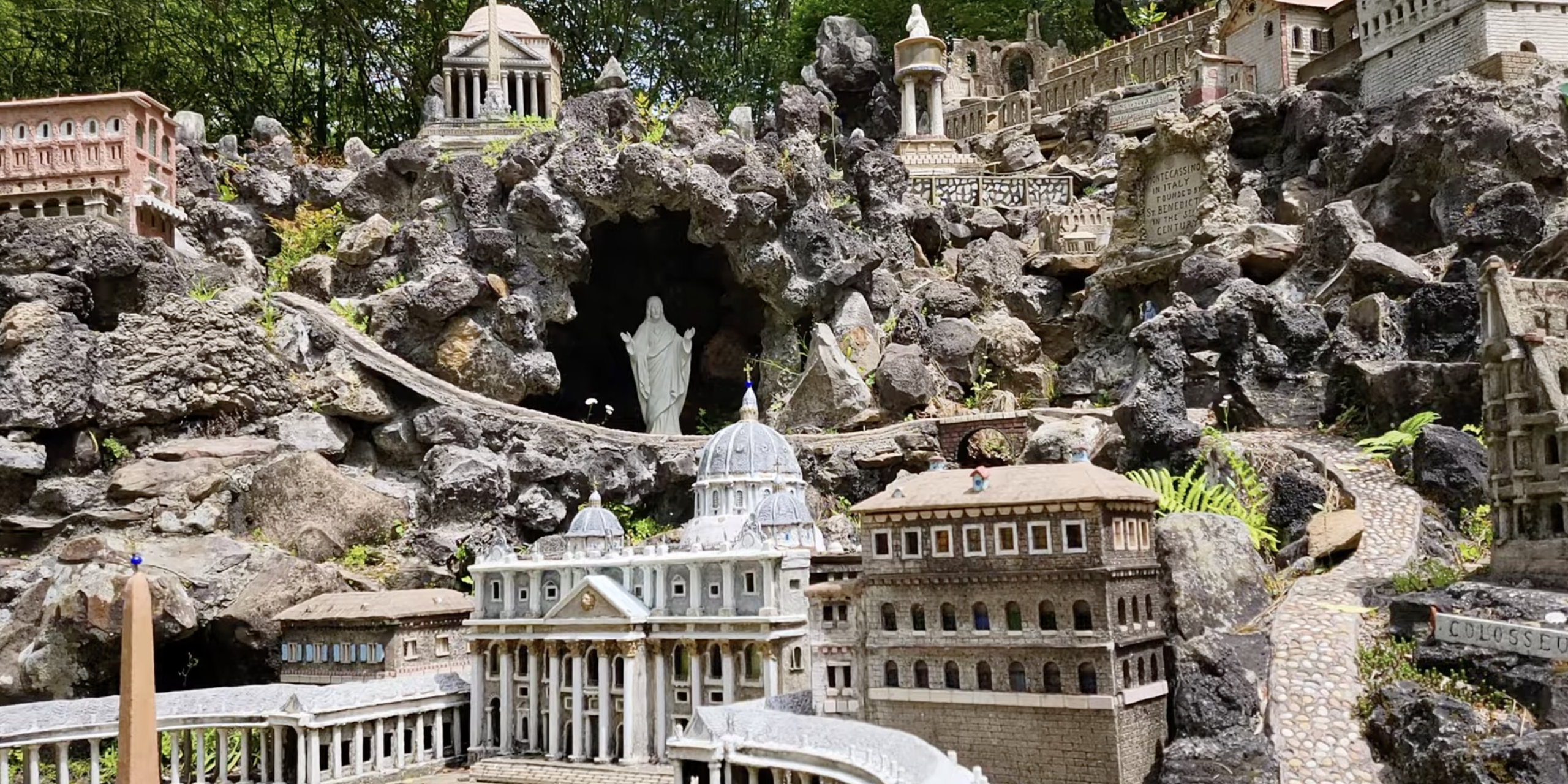 Ave Maria Grotto Cullman Al
