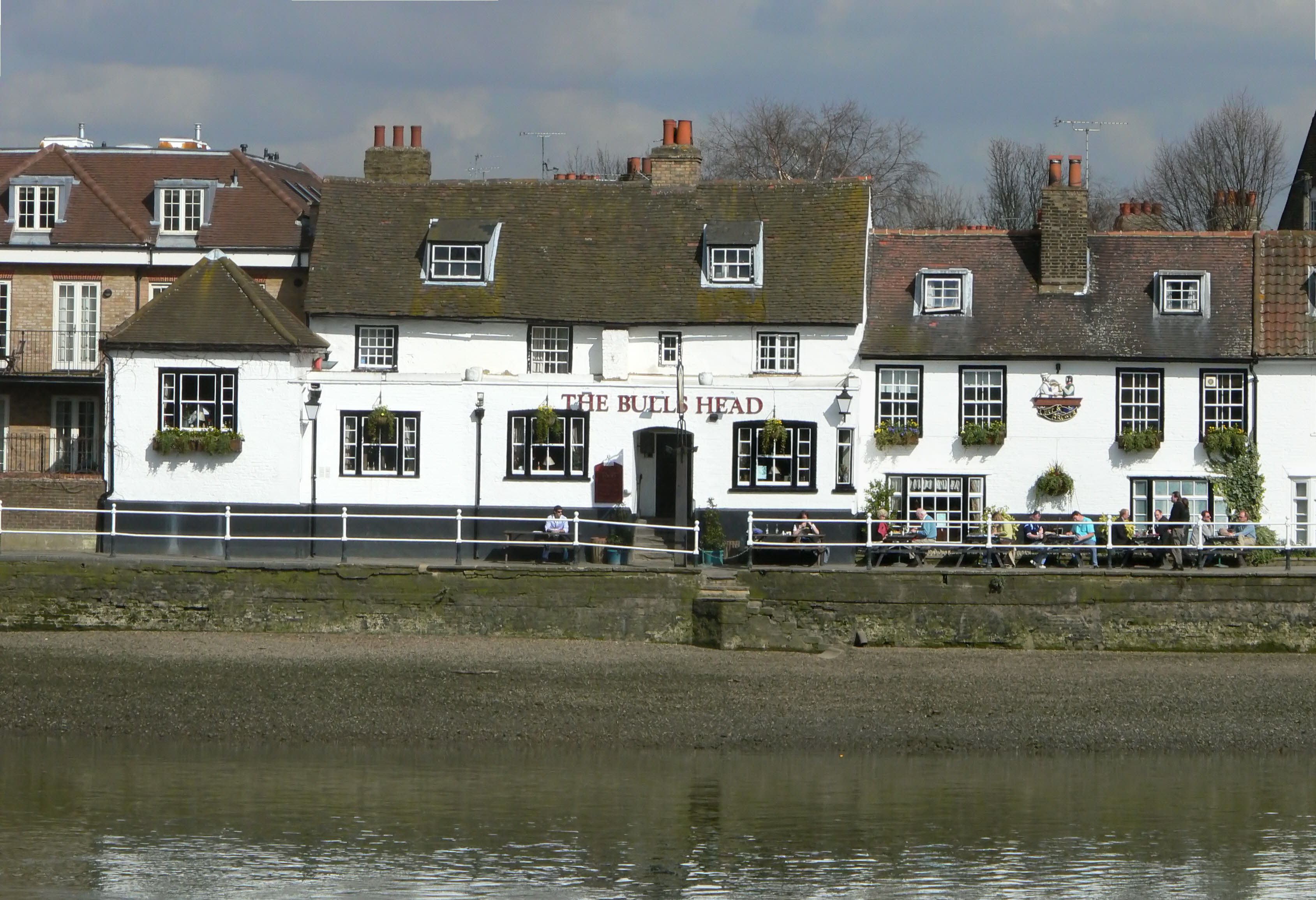 The Bull Strand on the Green