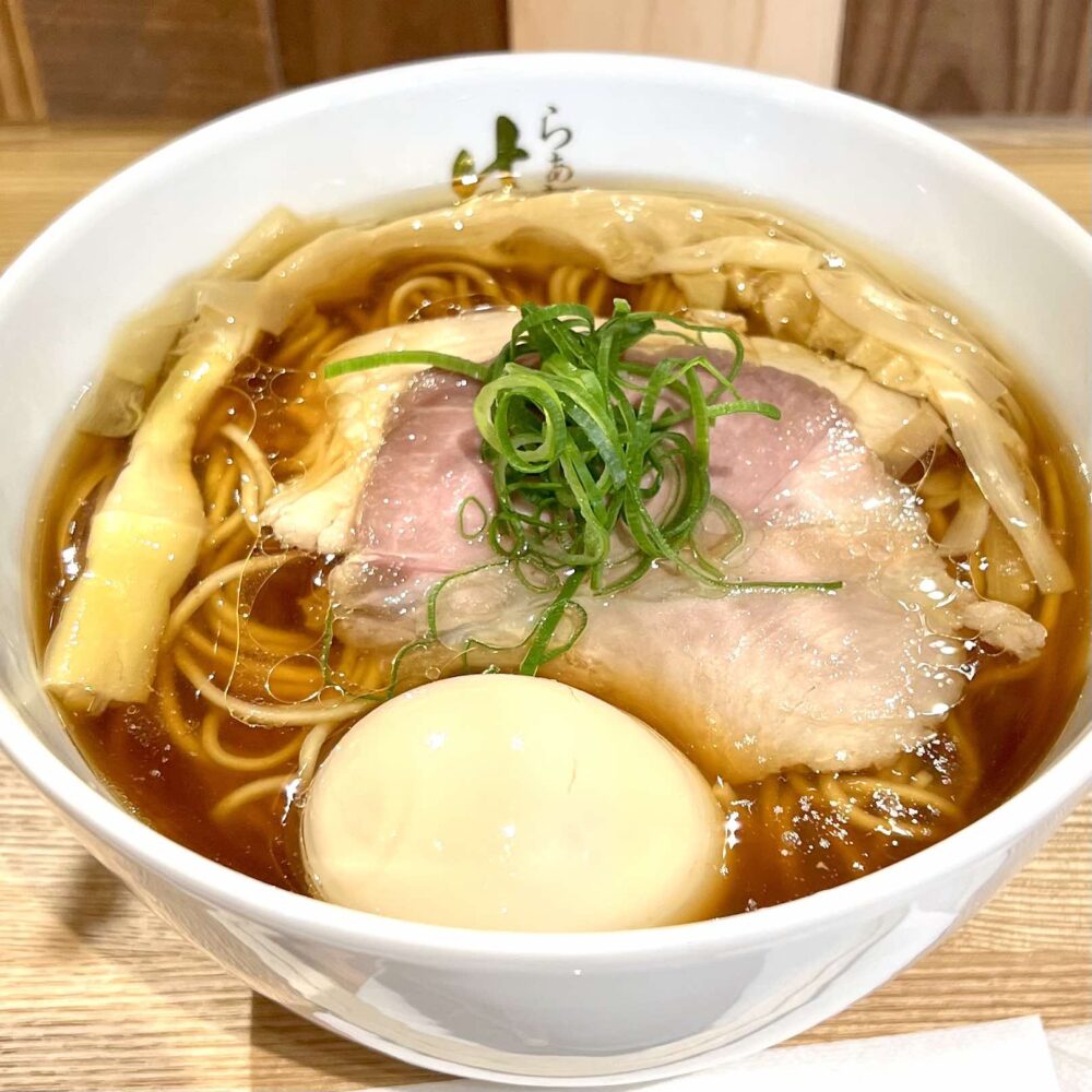 【2026年最新】渋谷の伝説「らーめん はやし」が今なおラーメン界の頂点に君臨する理由：妥協なき至高の一杯を徹底解剖