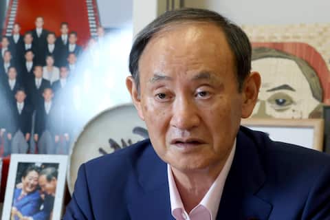 表舞台を拒み続けた「影の功労者たち」――菅義偉前首相の家族が貫く“非世襲”の矜持と知られざる現在地