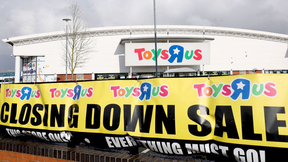 When Did Toys R Us Close Uk