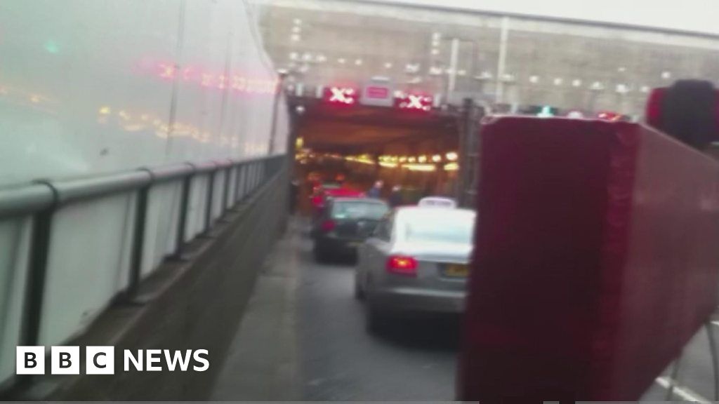 Heathrow Tunnel Was Closed After a Crash Causing Major Delays