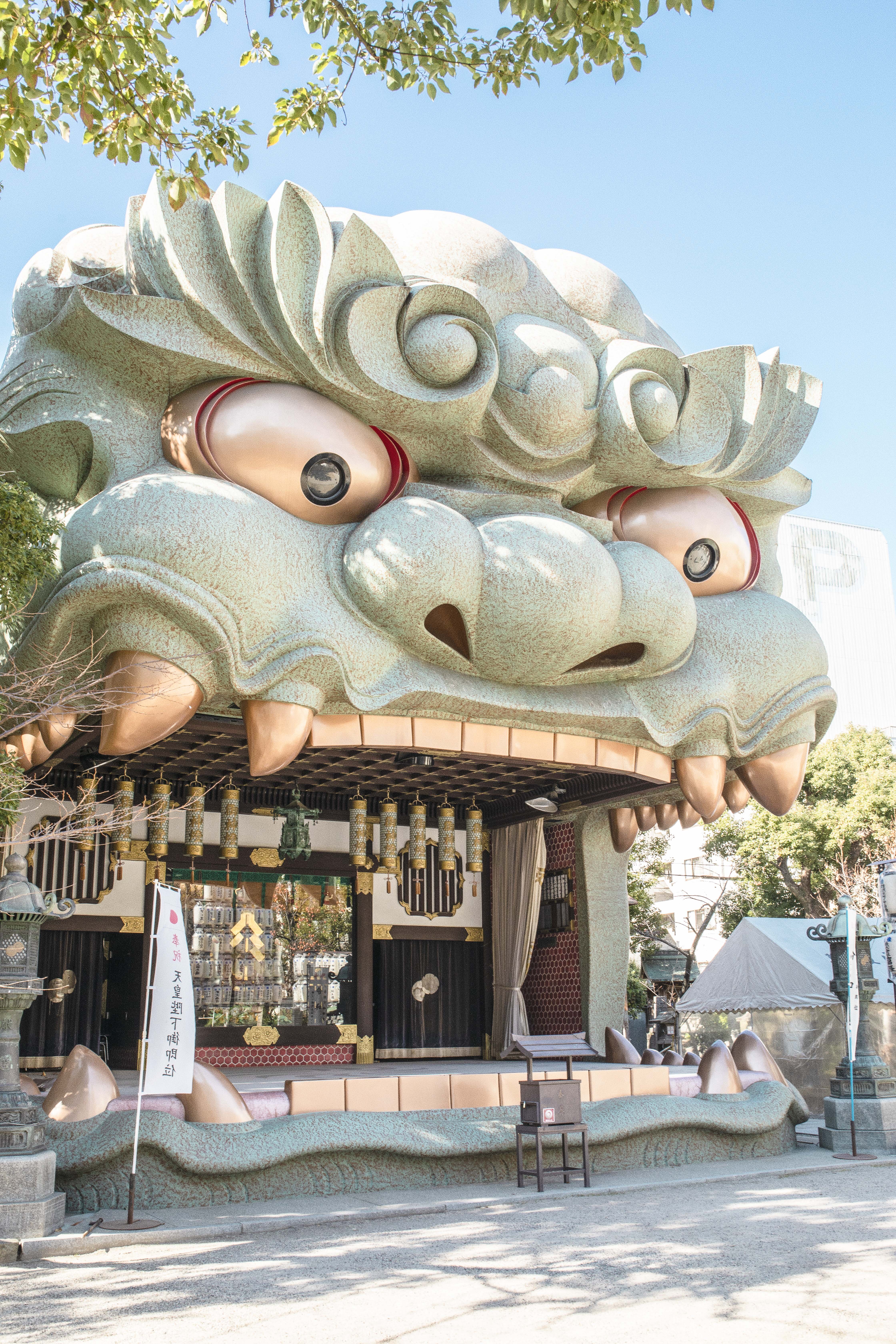 難波八坂神社はなぜ最強なのか？巨大獅子の真相と2026年最新ガイド