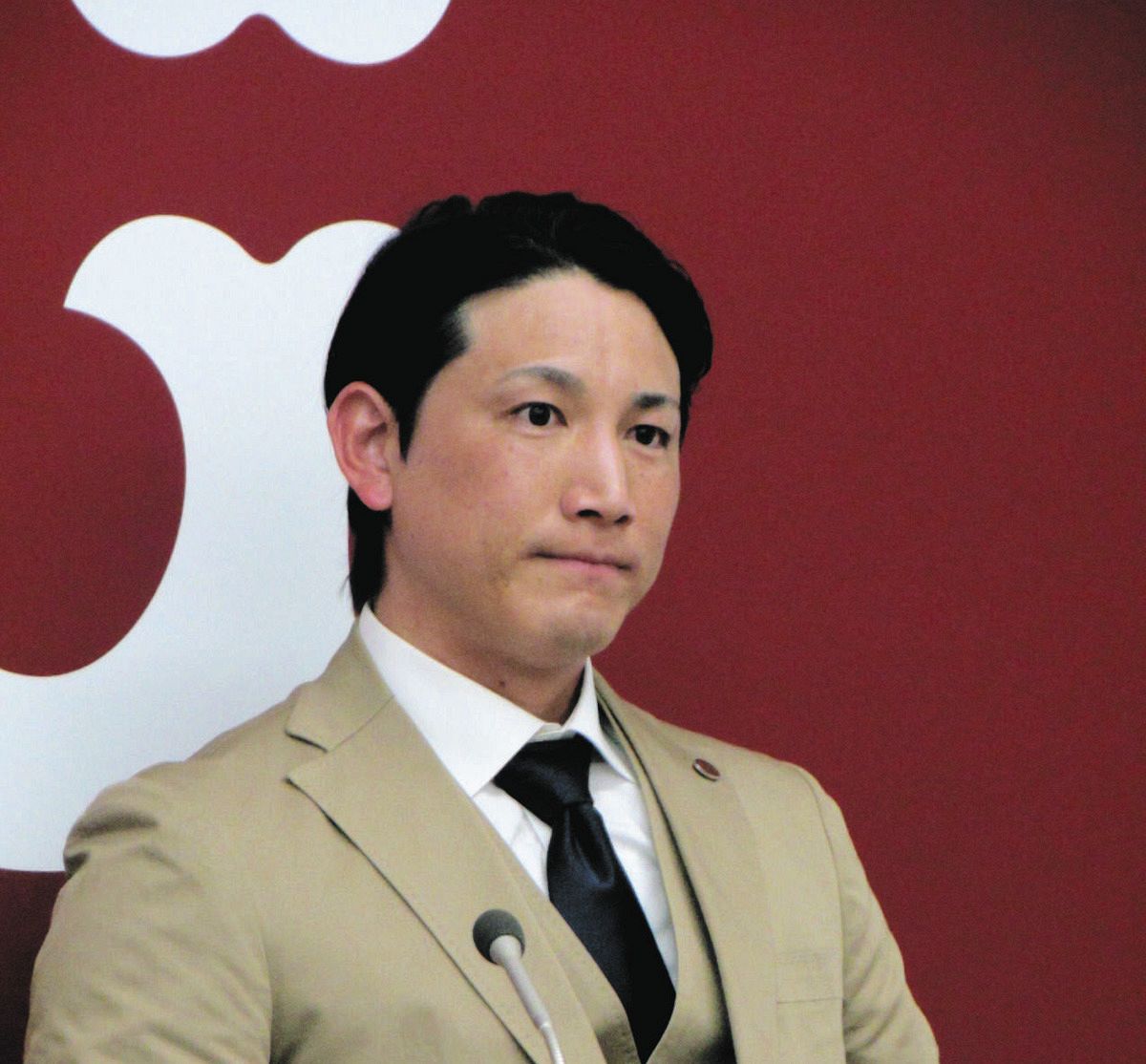 巨人・小林誠司の年俸推移と最新契約！激動の査定と捕手評価の真相