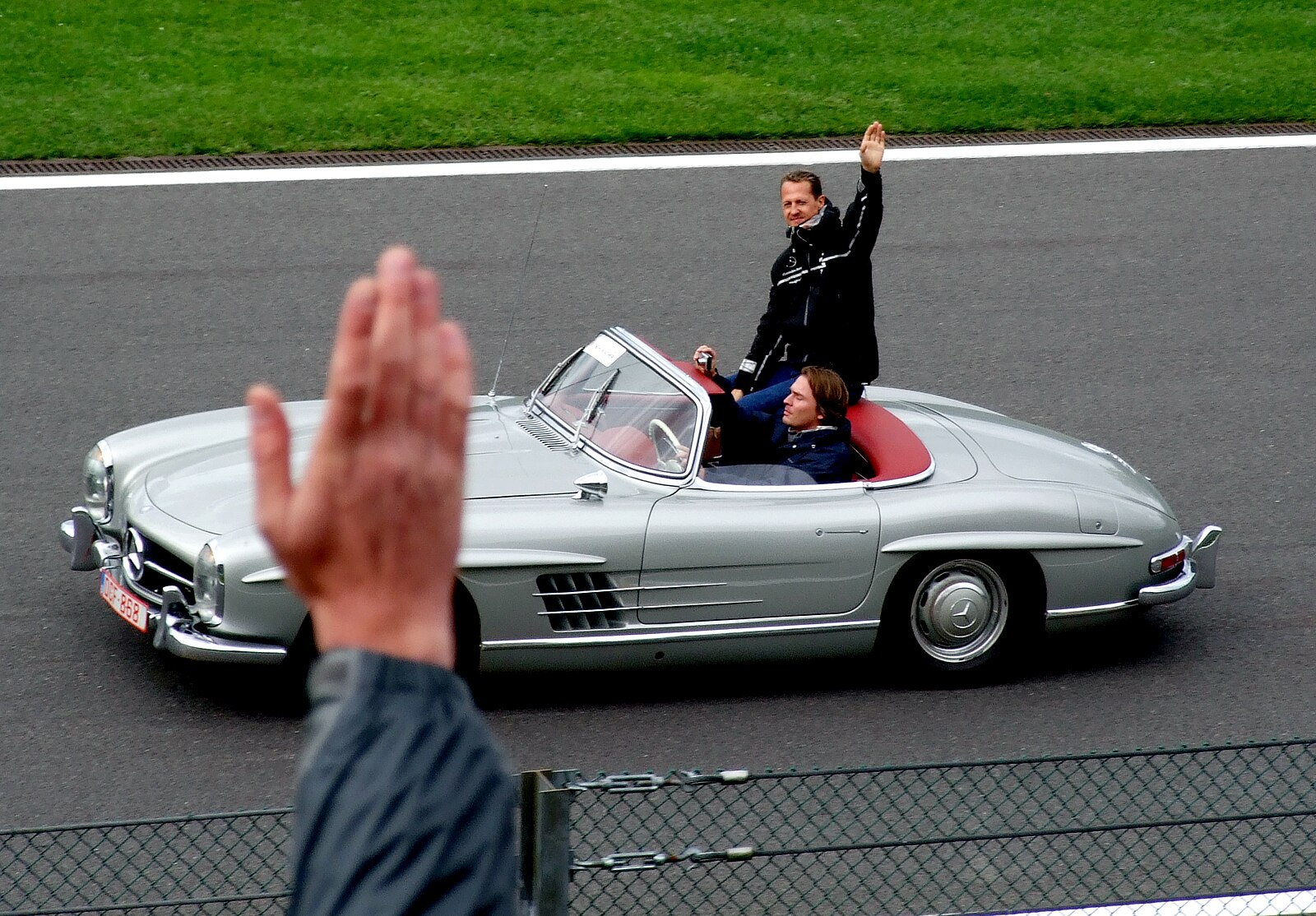 F1新時代2026年の熱狂と静寂——皇帝ミハエル・シューマッハが刻んだ栄光の記憶と、知られざる愛の軌跡
