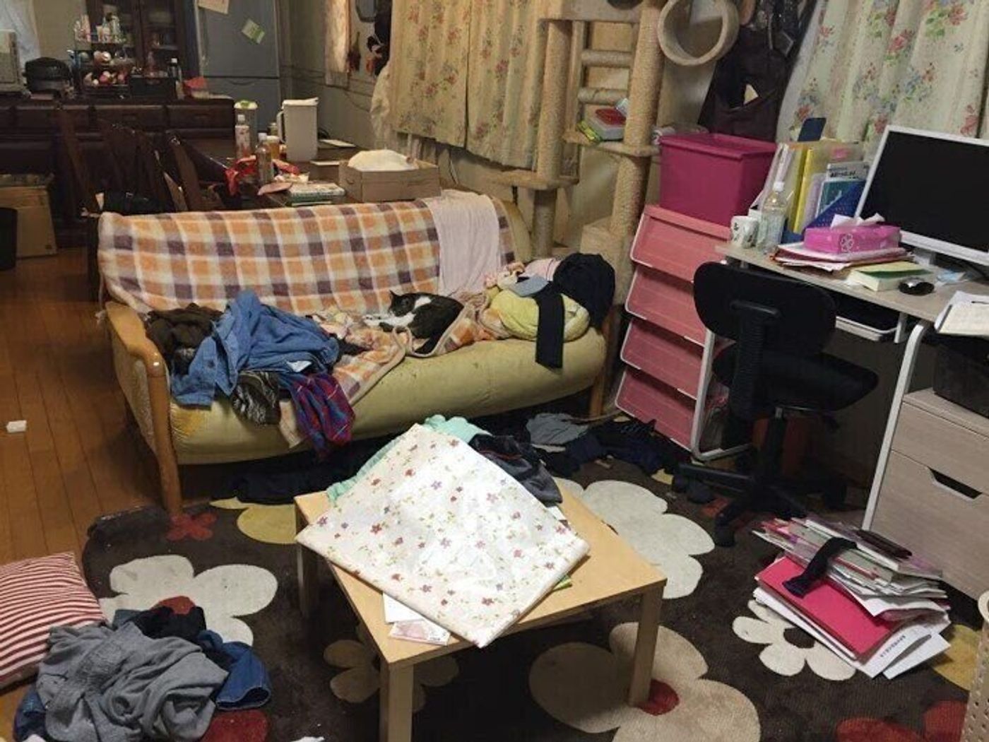 部屋が片付けられないのは病気？Adhd・うつ病のサインと受診目安