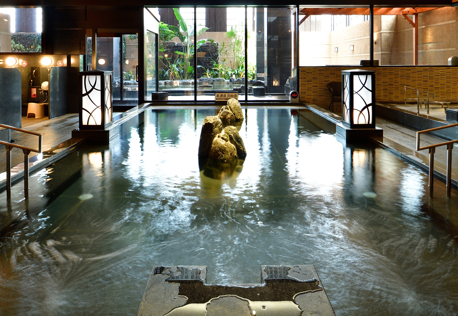 竜泉寺の湯草加谷塚店の魅力と混雑回避術｜炭酸泉・サウナ料金を徹底解剖