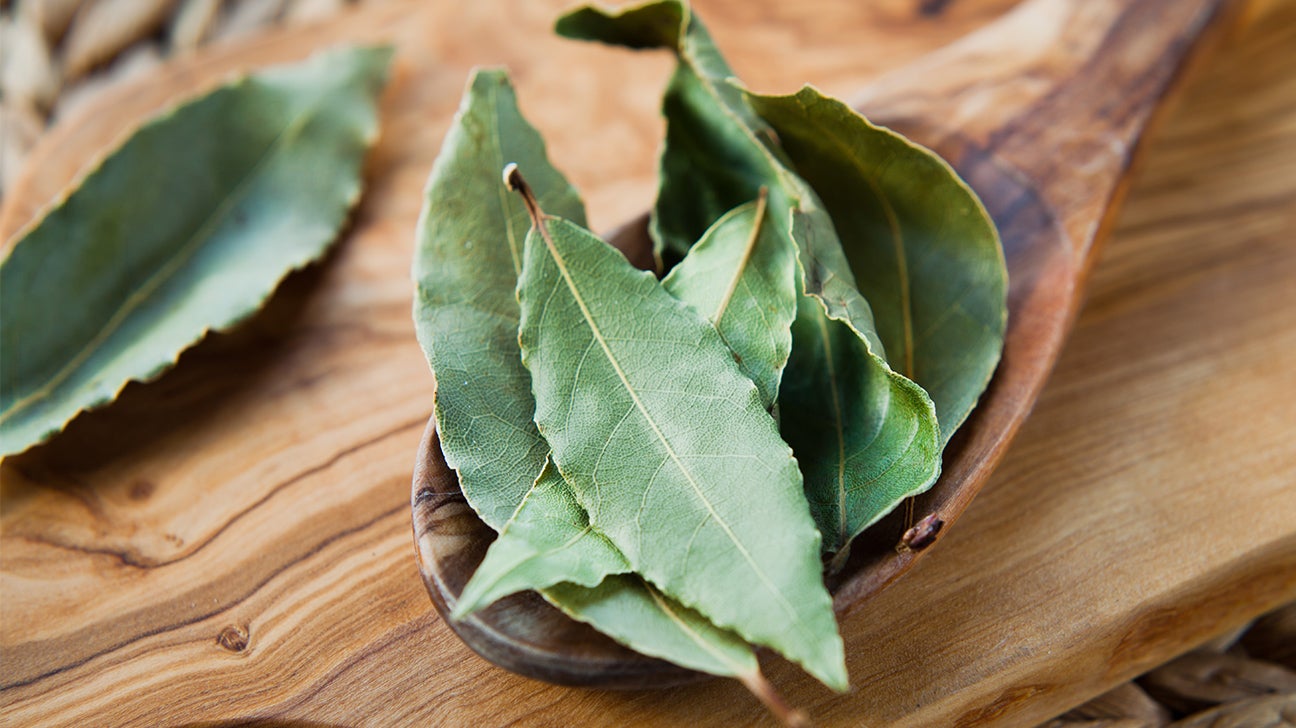 Can I Eat a Bay Leaf