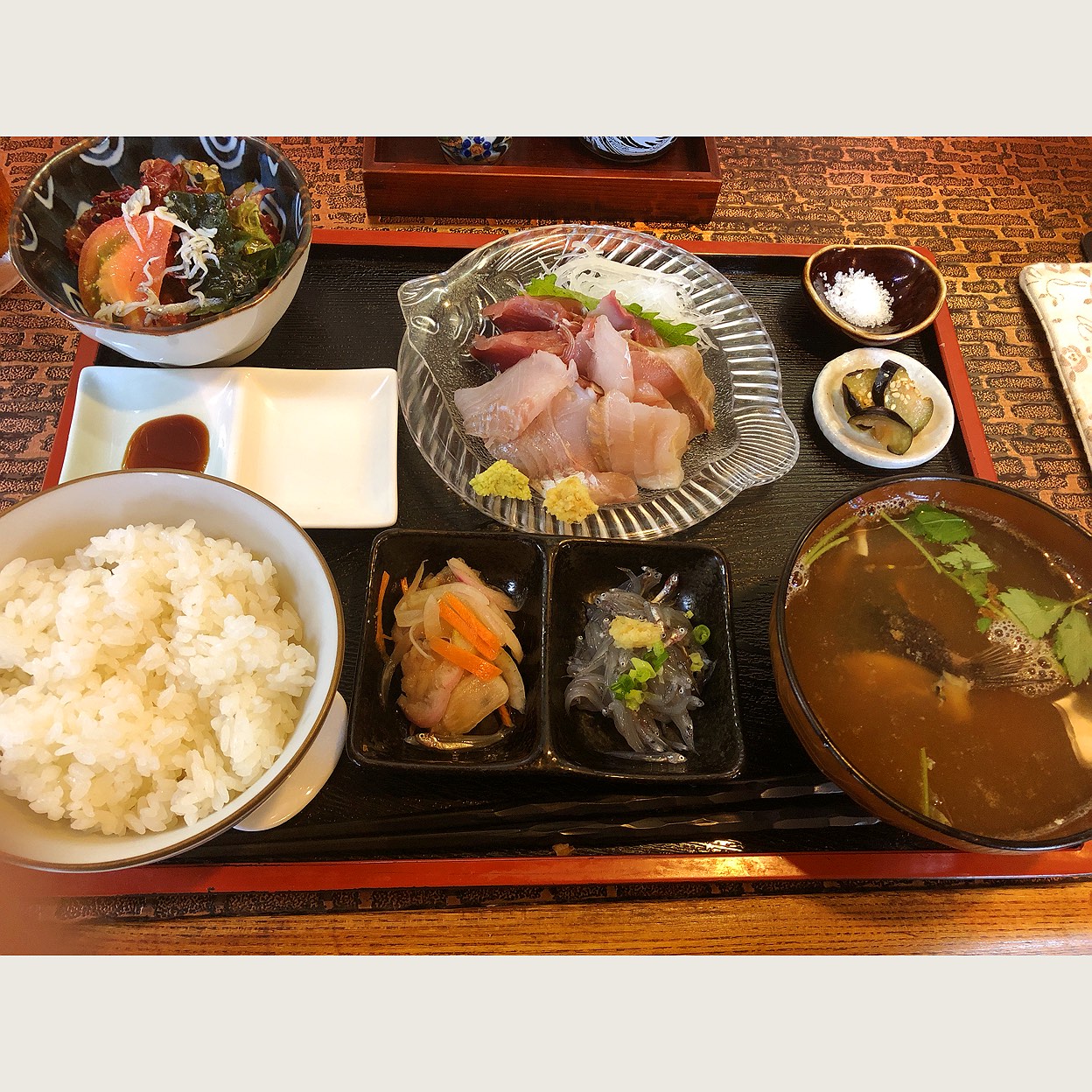 名店「はま善」の人気の秘密を徹底解剖！絶品メニューと予約の極意