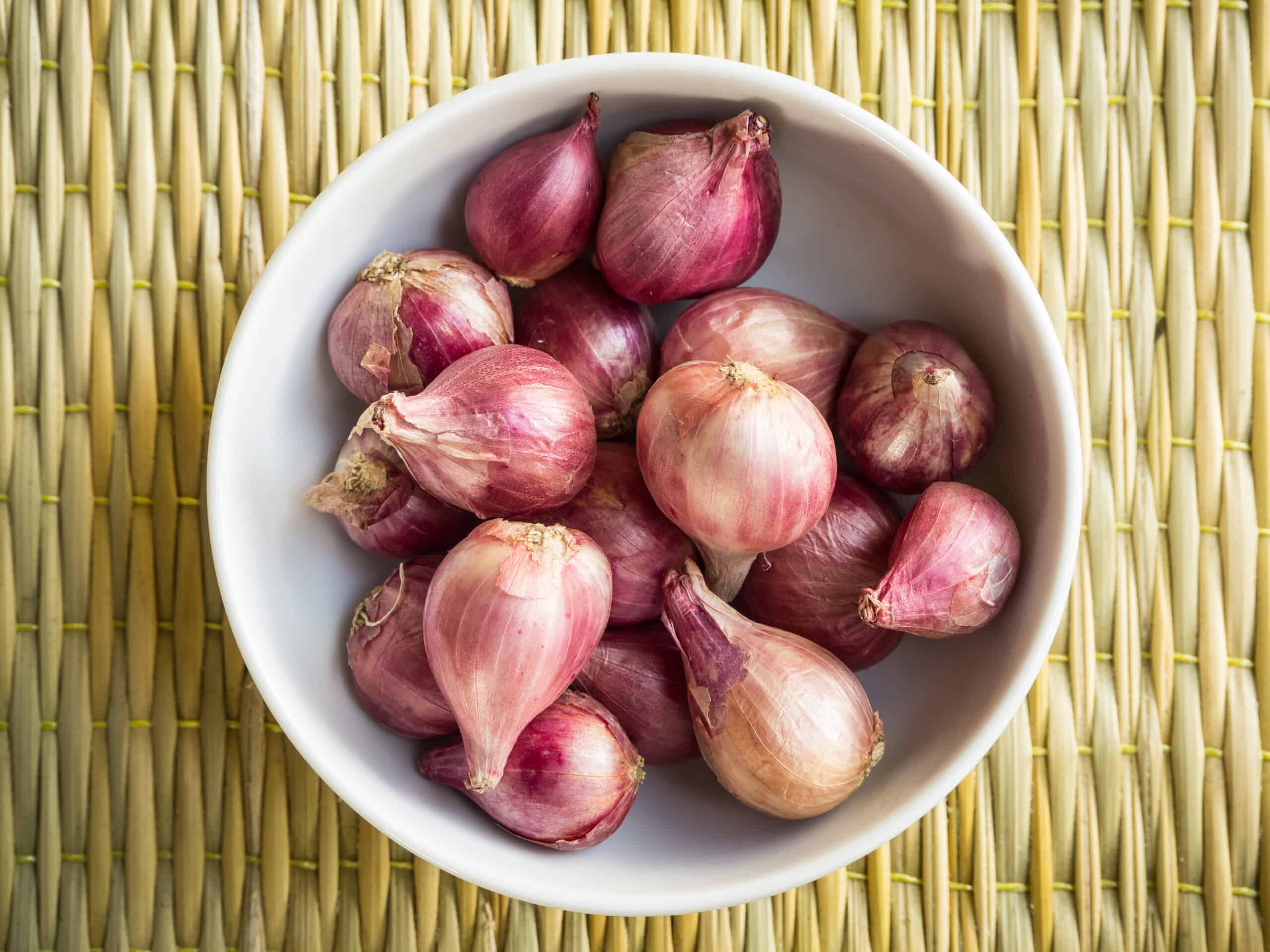 Can You Eat Raw Shallots