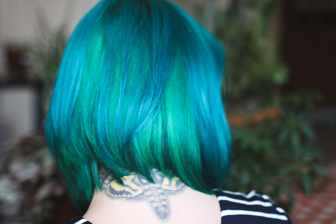 Blue Dye on Green Hair