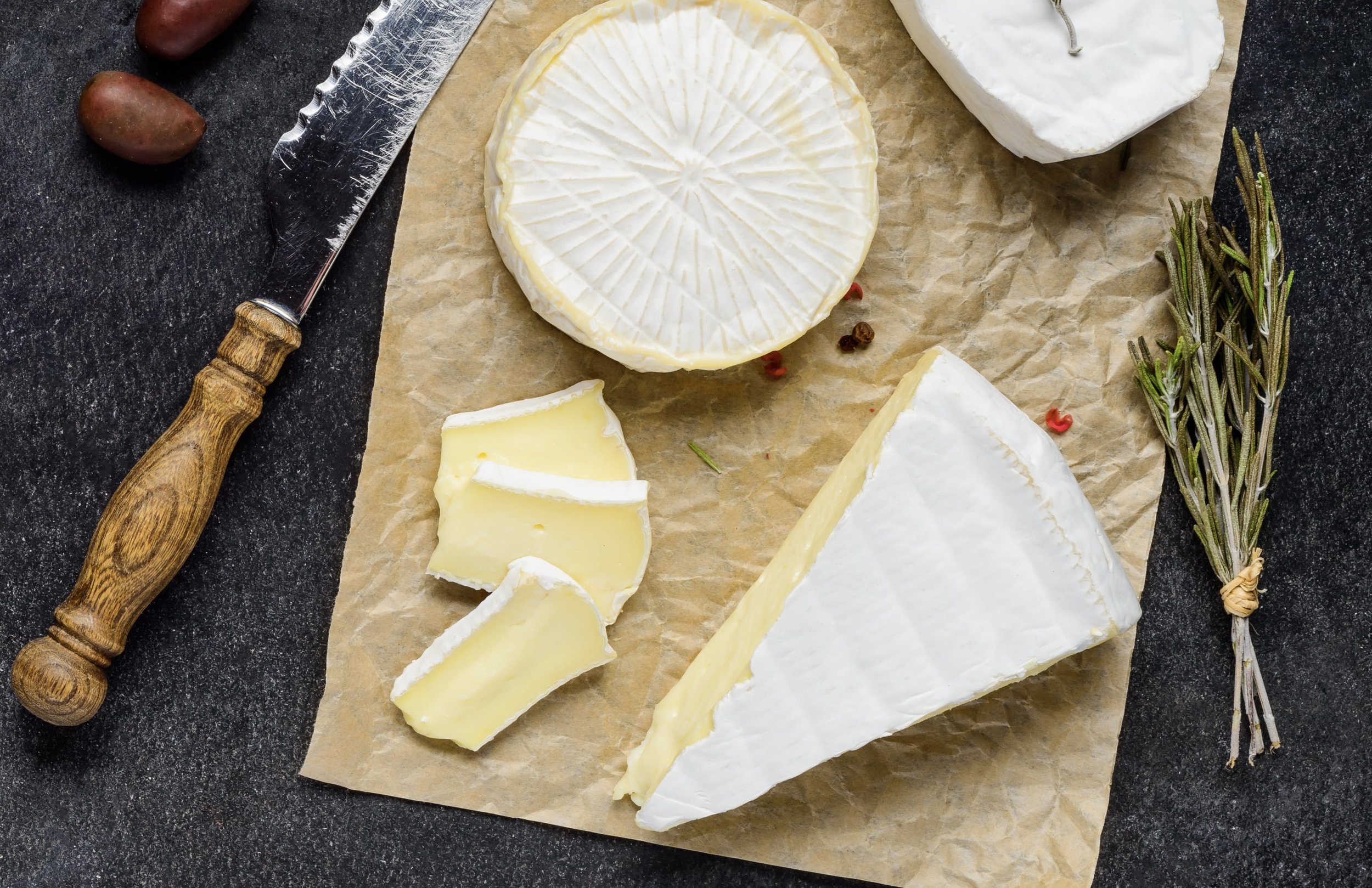 Do You Eat the Skin of Camembert Cheese