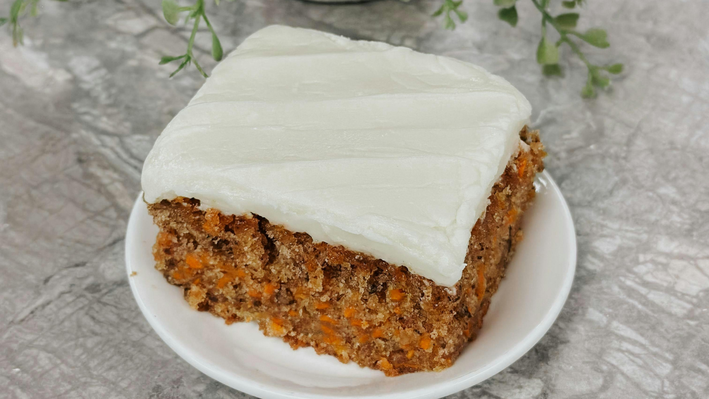 How to Tell When Carrot Cake Went Bad