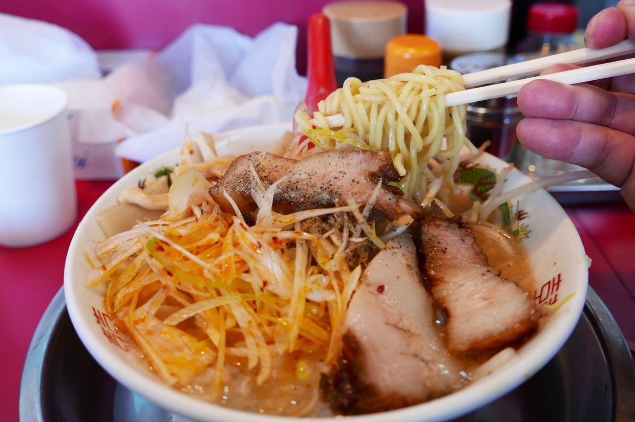 君津の大ちゃんラーメンに中毒者が続出する理由と混雑攻略法