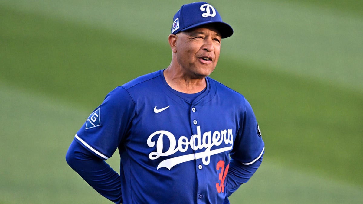 What Teams Did Dave Roberts Play For