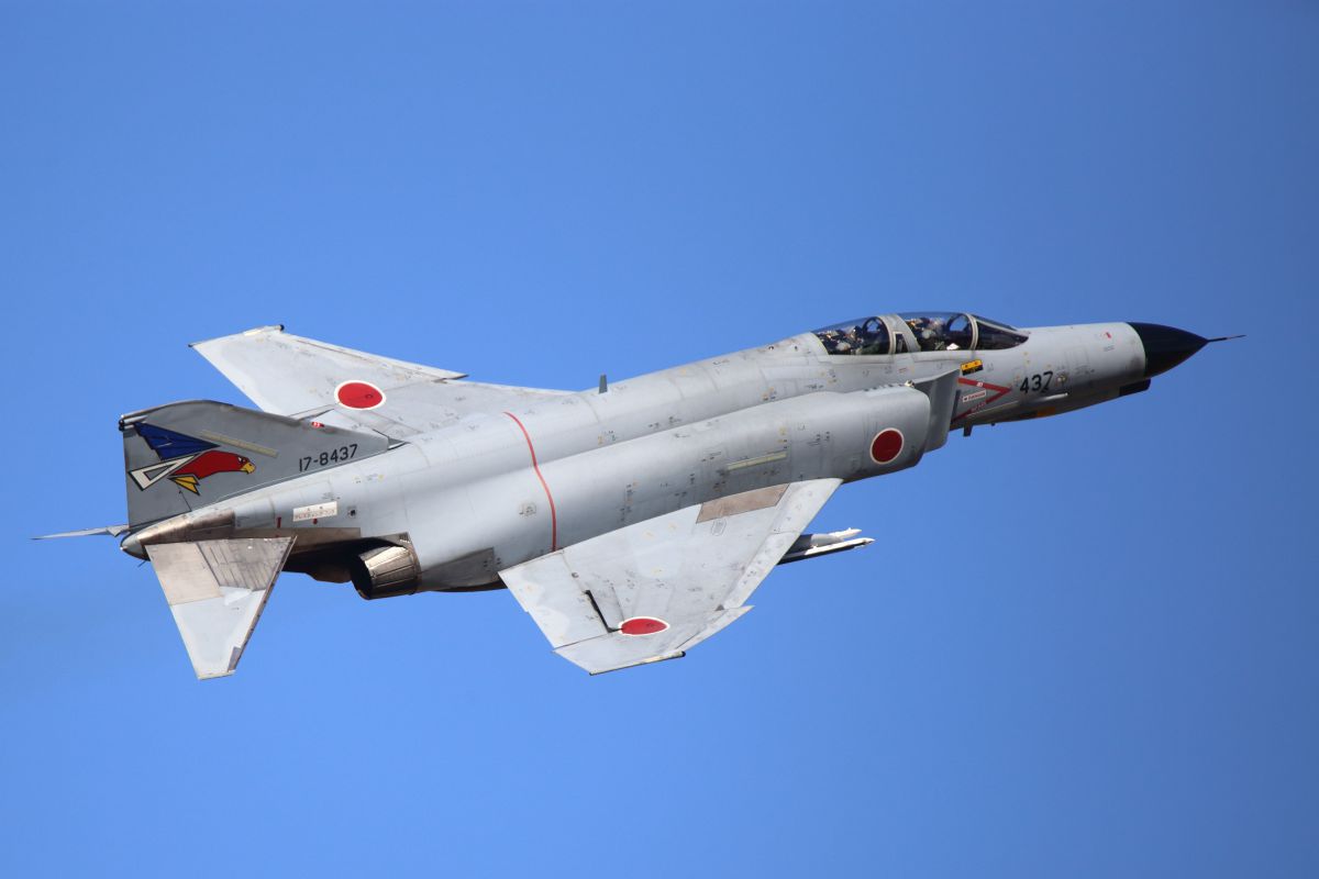 空自F-4Ej改「魔改造」の真実！旧式ファントムが最強に化けた理由