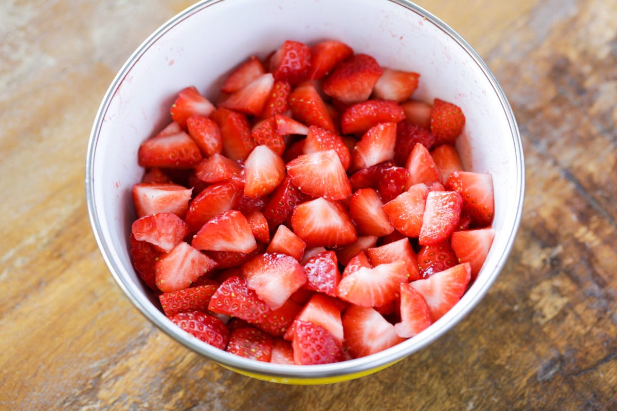 How to Cut Strawberries for Strawberry Shortcake