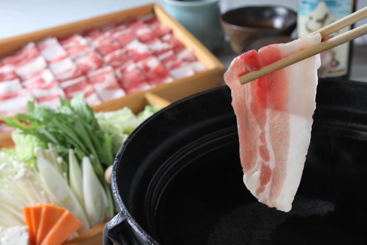 指宿名物青葉の温たまらん丼と黒豚の真価！混雑と予約攻略【2026】