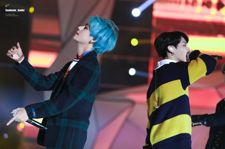 Bts Concert So What Tae and Jk Race