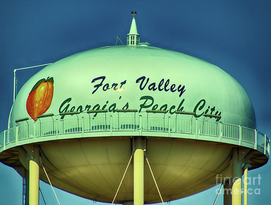 Peach Water Tower Georgia