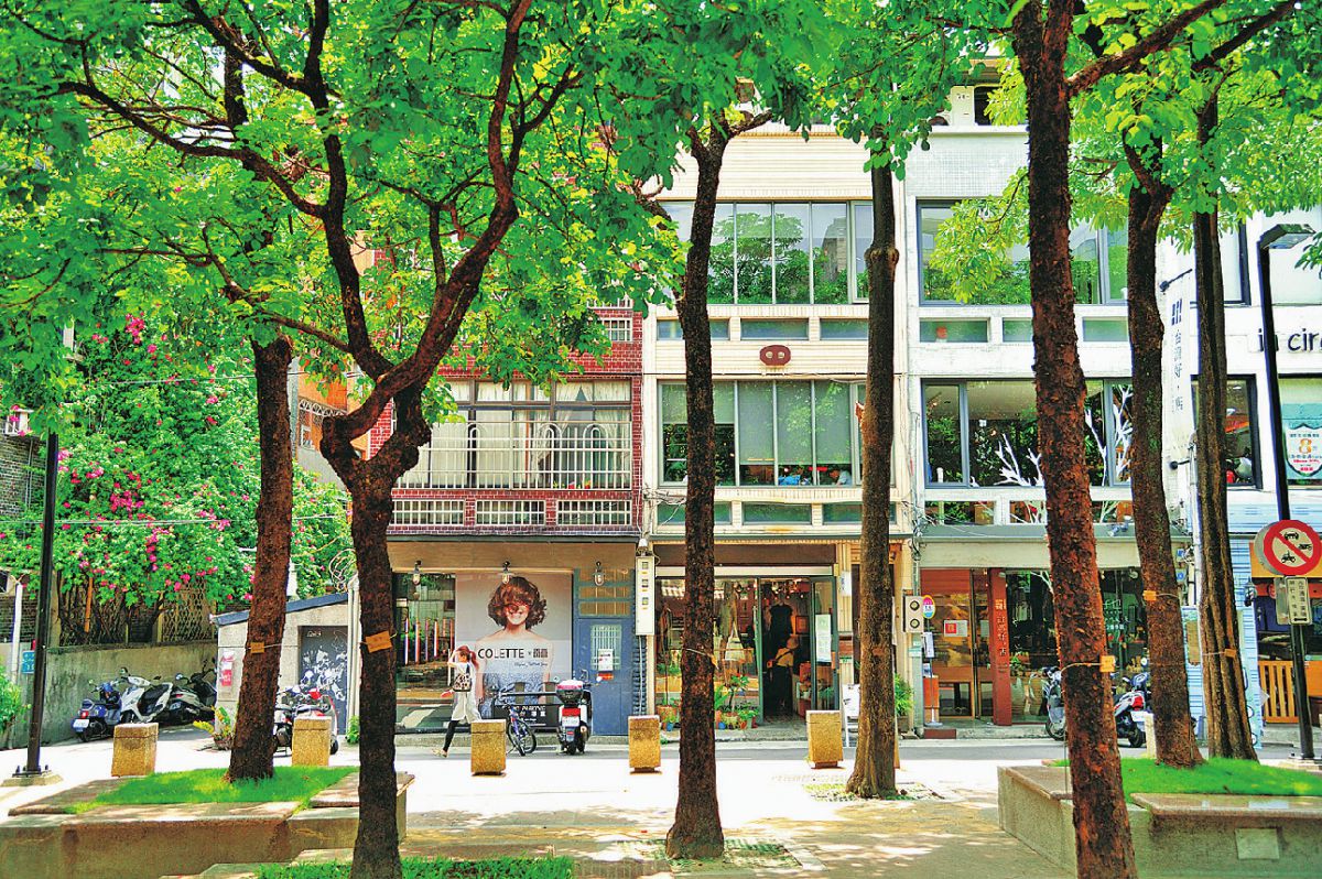 台湾・赤峰街の現在2026｜閉店騒動の真相と人気カフェ＆雑貨巡り