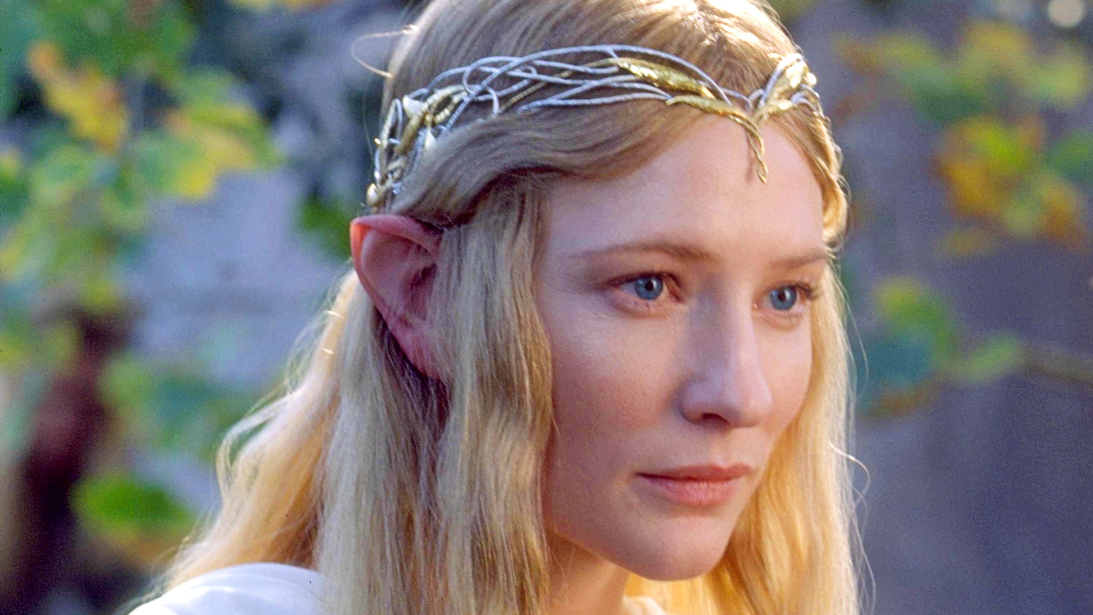 Lord of the Rings Queen of the Elves