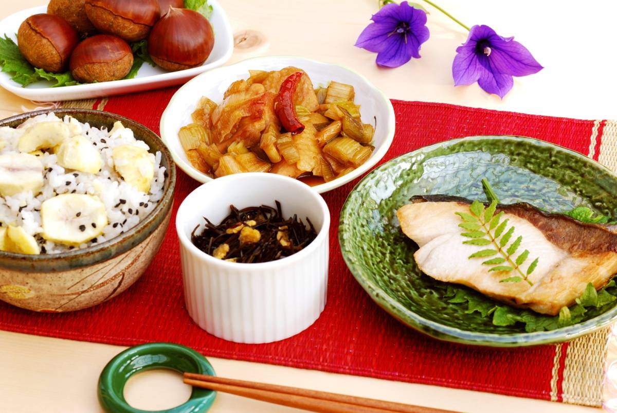 栗ご飯に合うおかず決定版！甘みを引き立てる最強献立と黄金法則